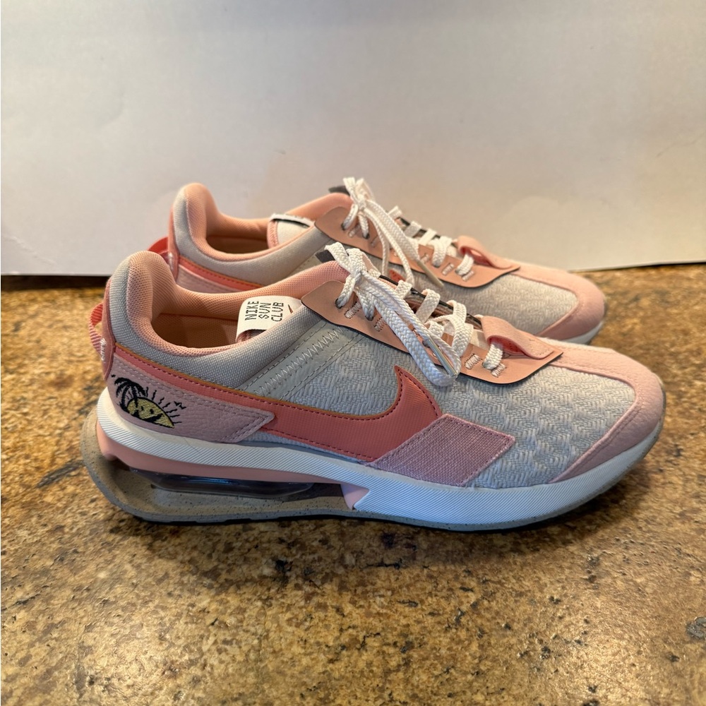 NEW Nike Air Max Pre-Day SE Sneakers